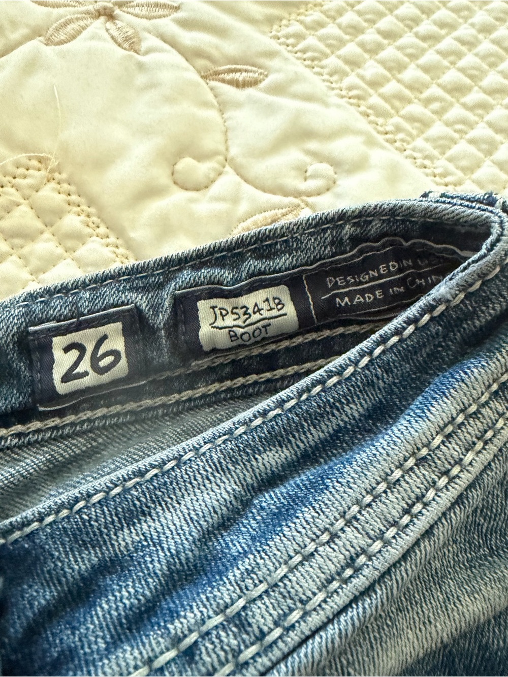 Miss Me Bootcut Jeans in Light Blue Wash